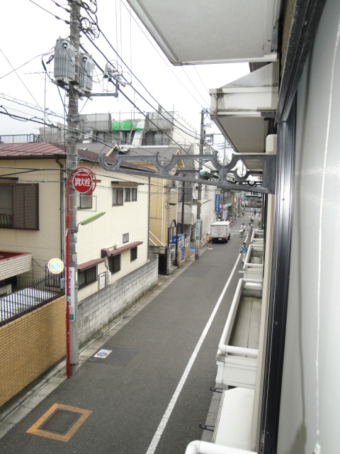 東京都世田谷区上北沢４丁目 ベランダ
