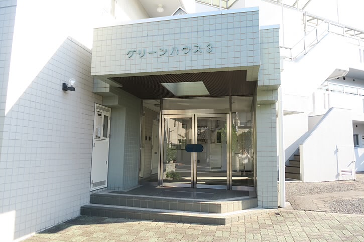 東京都杉並区和泉３丁目 エントランス