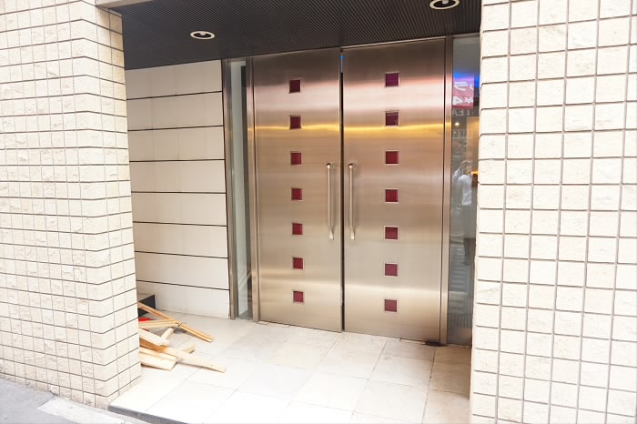 東京都渋谷区幡ヶ谷２丁目 エントランス