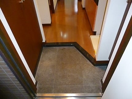 東京都渋谷区本町６丁目 玄関