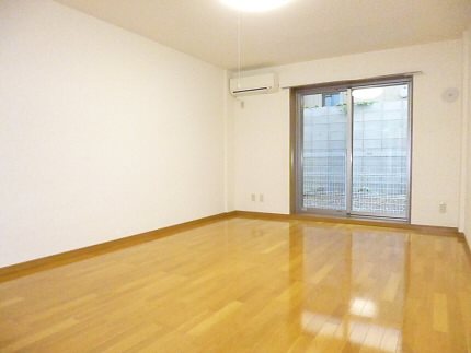 東京都世田谷区大原１丁目 リビング