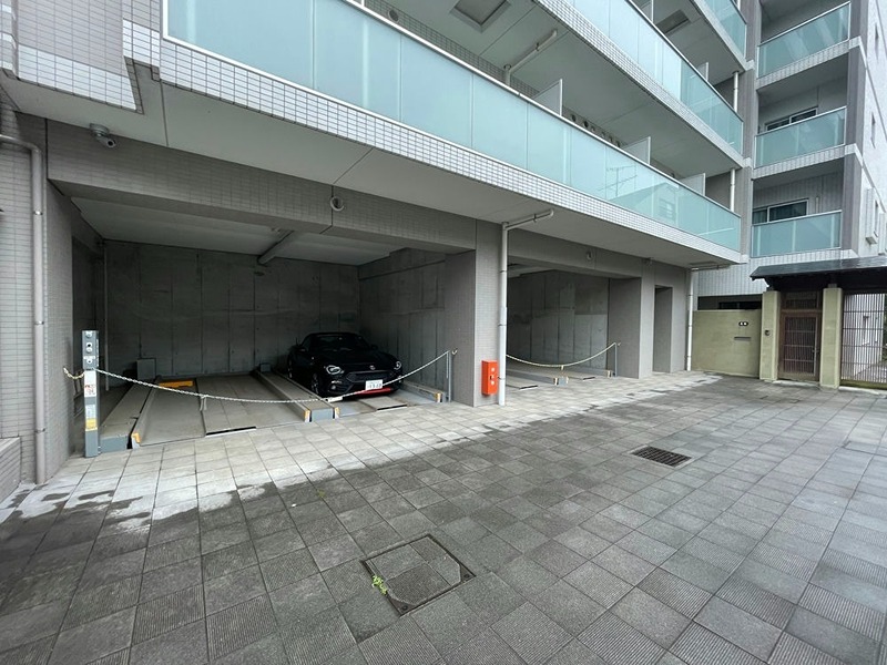 東京都世田谷区南烏山１丁目 駐車場