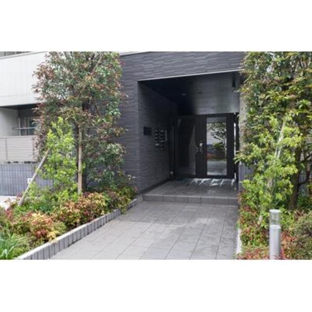 東京都世田谷区上北沢５丁目 エントランス