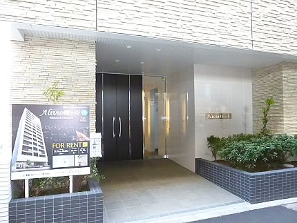 東京都渋谷区幡ヶ谷２丁目 エントランス