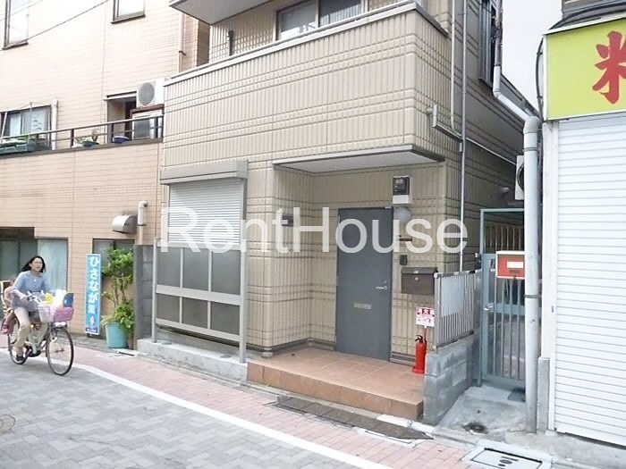 東京都渋谷区本町６丁目 エントランス