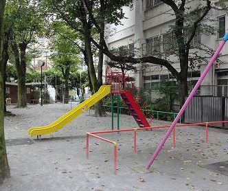東京都中野区南台３丁目 公園