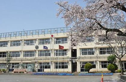 東京都世田谷区代田４丁目 小学校