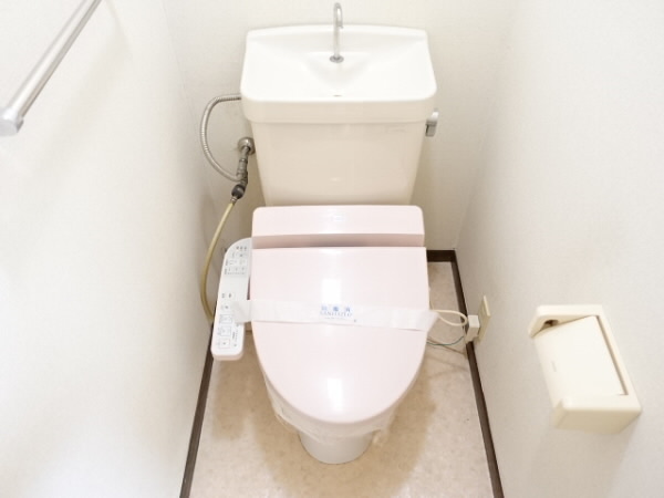 東京都世田谷区赤堤３丁目 トイレ