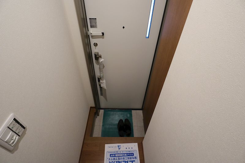 アロース 玄関