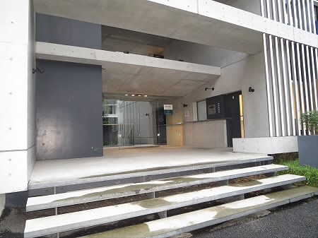 東京都世田谷区上北沢４丁目 エントランス