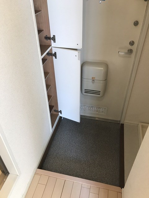 東京都世田谷区梅丘１丁目 玄関