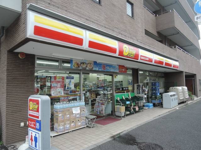 東京都世田谷区北沢４丁目 コンビニ