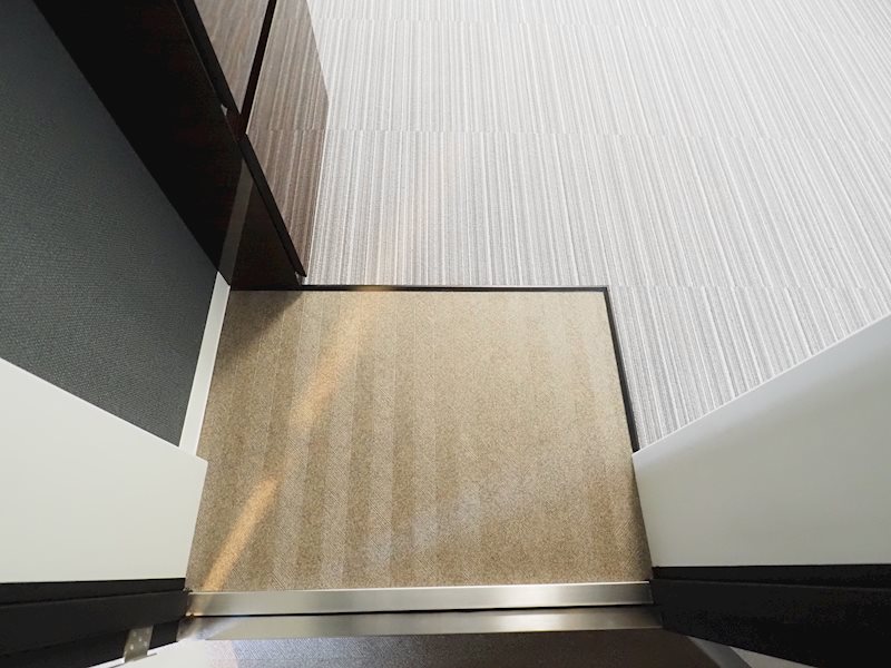 東京都渋谷区本町１丁目 玄関