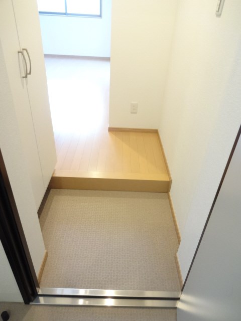 東京都世田谷区大原１丁目 玄関