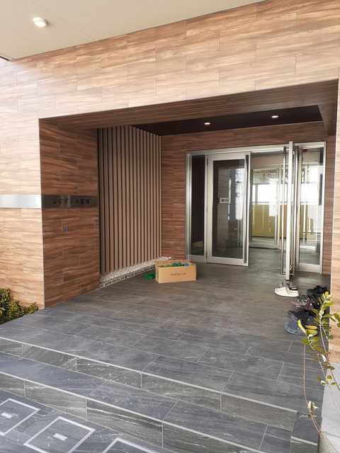 東京都杉並区下高井戸１丁目 エントランス