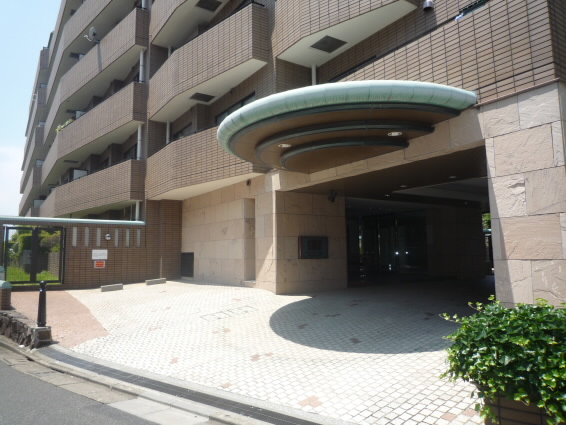 東京都渋谷区本町４丁目 エントランス