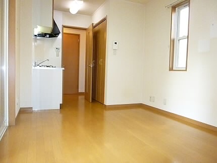 東京都杉並区和泉２丁目 リビング