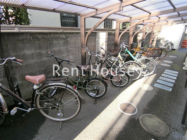 プレステージ三鷹 エントランス