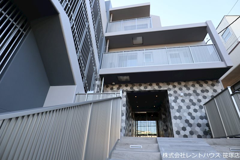 東京都世田谷区大原１丁目 エントランス