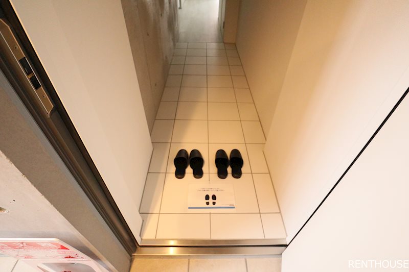 東京都世田谷区大原１丁目 玄関