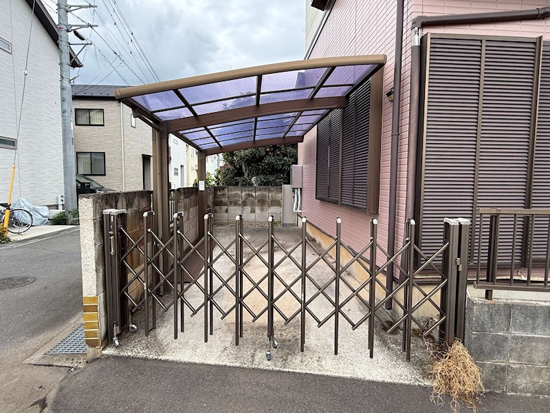 寺尾小泉貸家 駐車場
