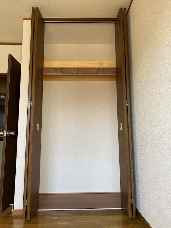 秋山ハイツ 収納