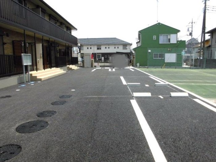 ＳＥＪＯＵＲ　ＹＯＳＨＩＯＫＡ 駐車場