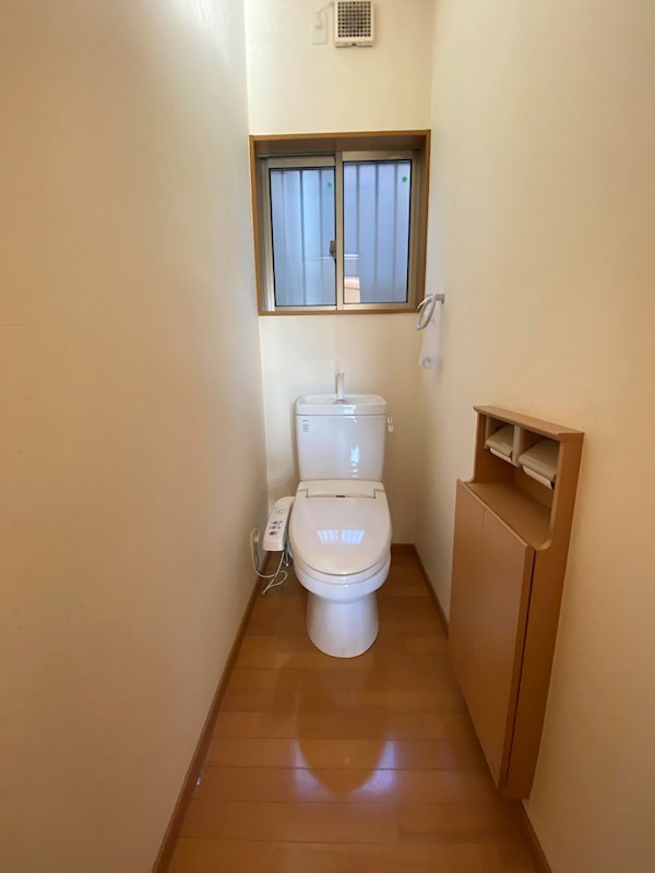 埼玉県東松山市若松町２丁目 トイレ