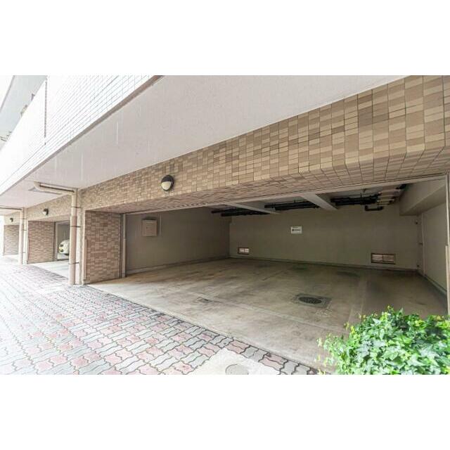 ライオンズマンション東松山下沼公園 駐車場
