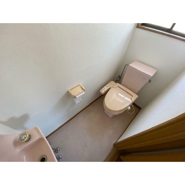 和泉町戸建貸家 トイレ