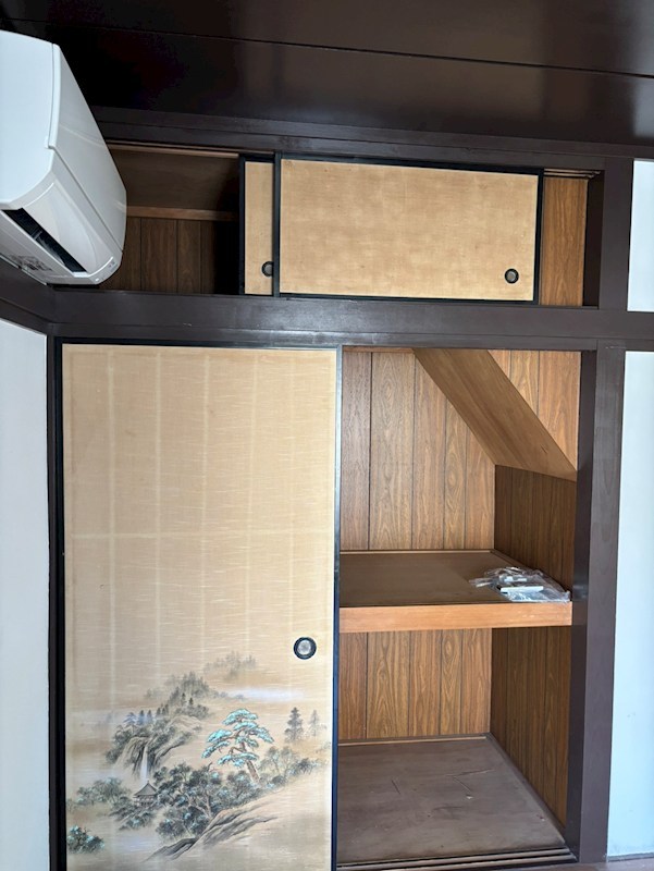 深谷市北根戸建 収納