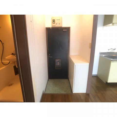 ＩＺＵＭＩＸ・２Ｂ  玄関