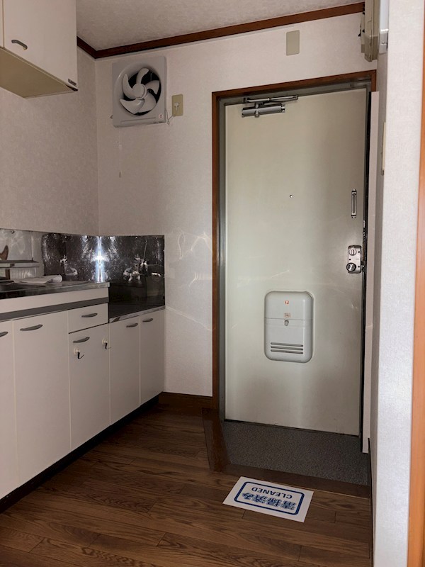 かみしばマンション 玄関