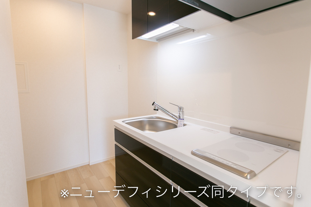 ヒカルサ熊谷石原ノース キッチン