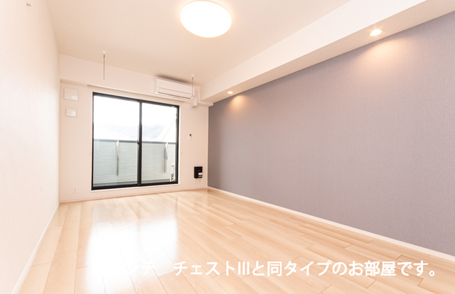 ヒカルサ熊谷大原 リビング