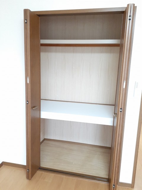 ティアラ 収納