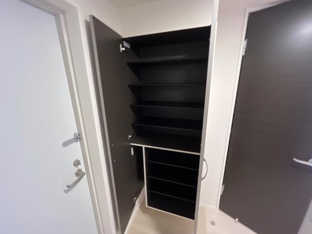 パーシモンズ　テラス 収納