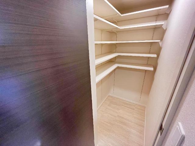 パーシモンズ　テラス 収納