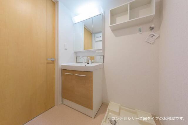 ヒカルサ熊谷曙町 洗面所