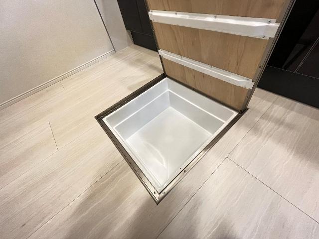 パーシモンズ　テラス 収納