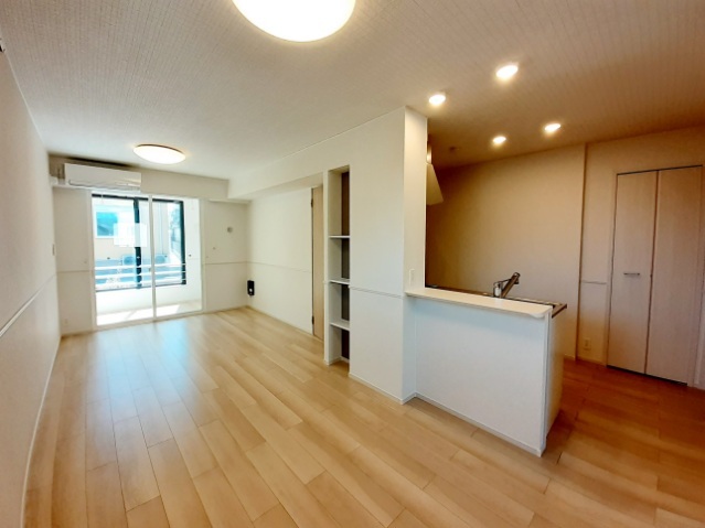 オークランド　シャルマンＡ その他