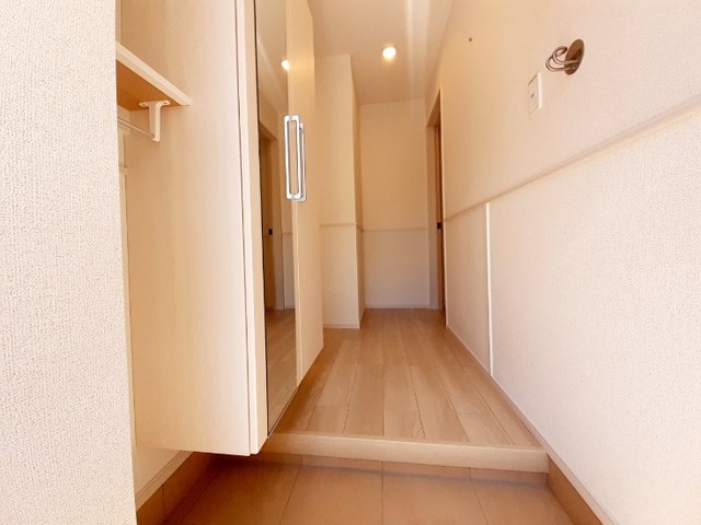 オークランド　シャルマンＡ 玄関