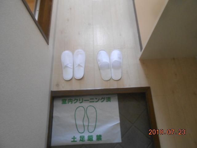 プリムローズハット 玄関
