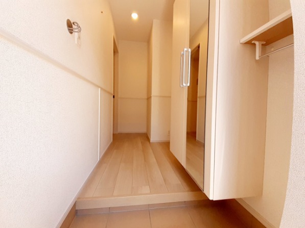 オークランド　シャルマンＡ 玄関
