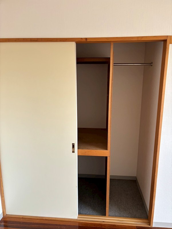 長島ビル 収納