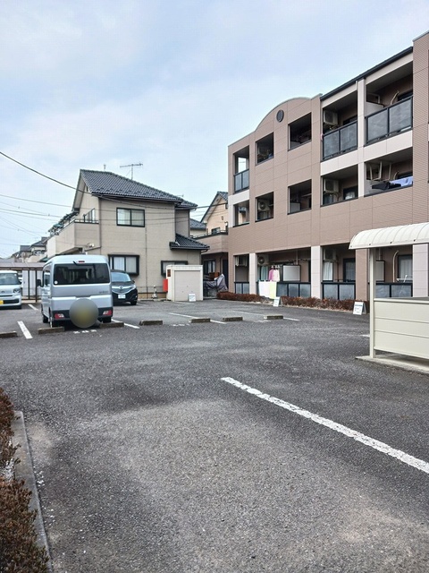 ラルジュフォンテーヌ 駐車場
