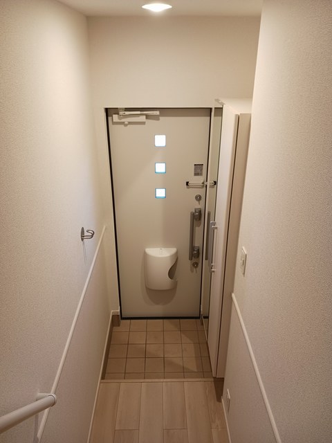 メゾン　ヴィオラ 玄関