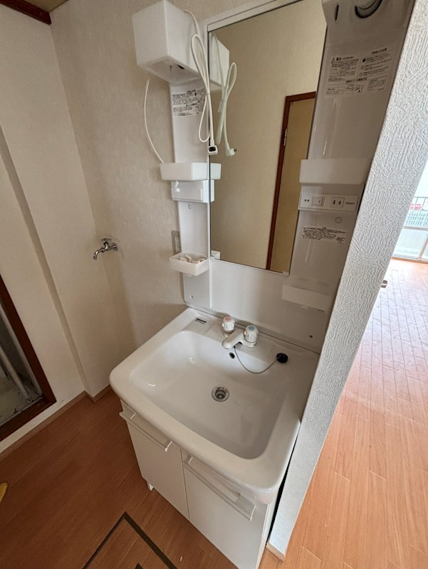 グリーンハイツ（深谷上柴町西） 洗面所