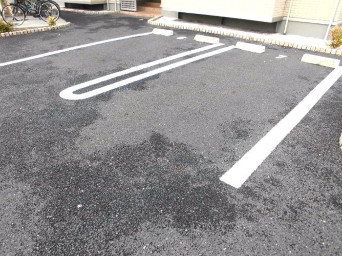 コーエイハイム 駐車場