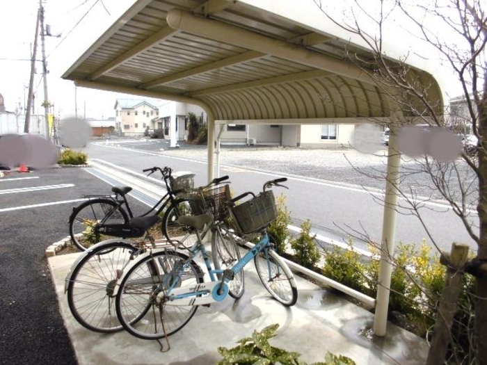 コーエイハイム 駐車場